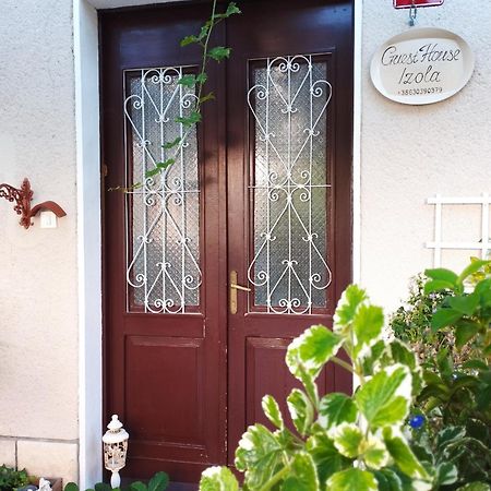 Guest House Изола Экстерьер фото